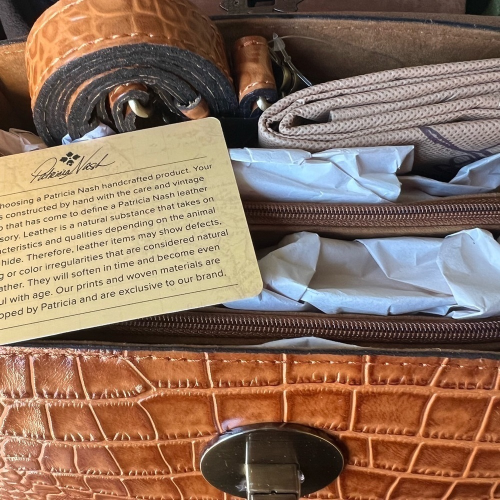 Patricia Nash Croco-Embossed Ellora Multi Compartment Crossbody/ Cognac - Picture 9 of 10